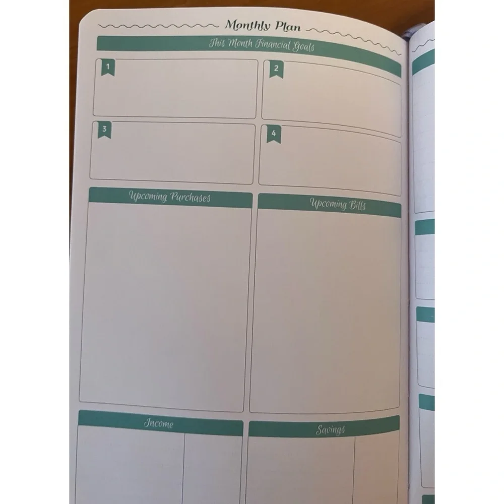 Lavender GoGirl Budget Book. Size A5. Expense Tracker, Envelopes, Stickers. New.